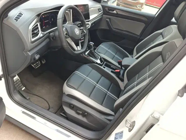 Volkswagen T-Roc — Фото автомобиля 14
