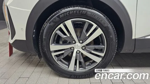 Peugeot 3008 — Фото автомобиля 5