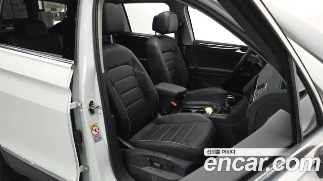 Volkswagen Tiguan Tiguan 2 поколение 2.0 TDI Prestige — Фото автомобиля 22