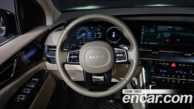 Kia Carnival 4th Gen — Фото автомобиля 12