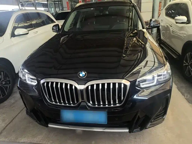 BMW X3 — Фото автомобиля 2