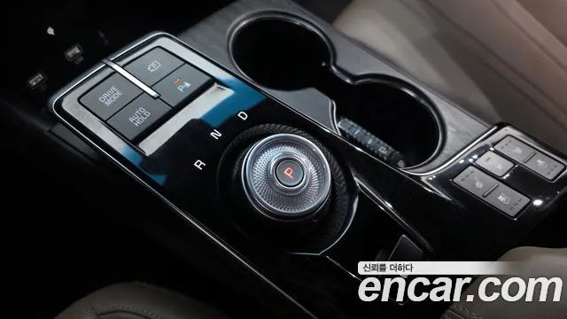 Kia K8 K8 Hybrid — Фото автомобиля 9