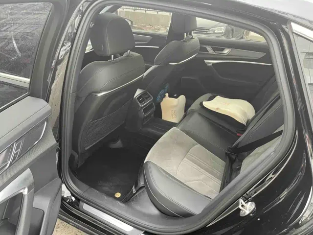 Audi A6L — Фото автомобиля 4
