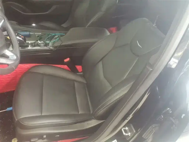 Cadillac CT5 — Фото автомобиля 10