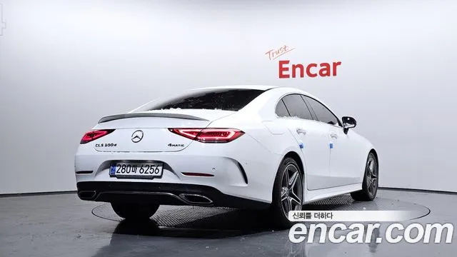 Mercedes-Benz CLS-Class — Фото автомобиля 2