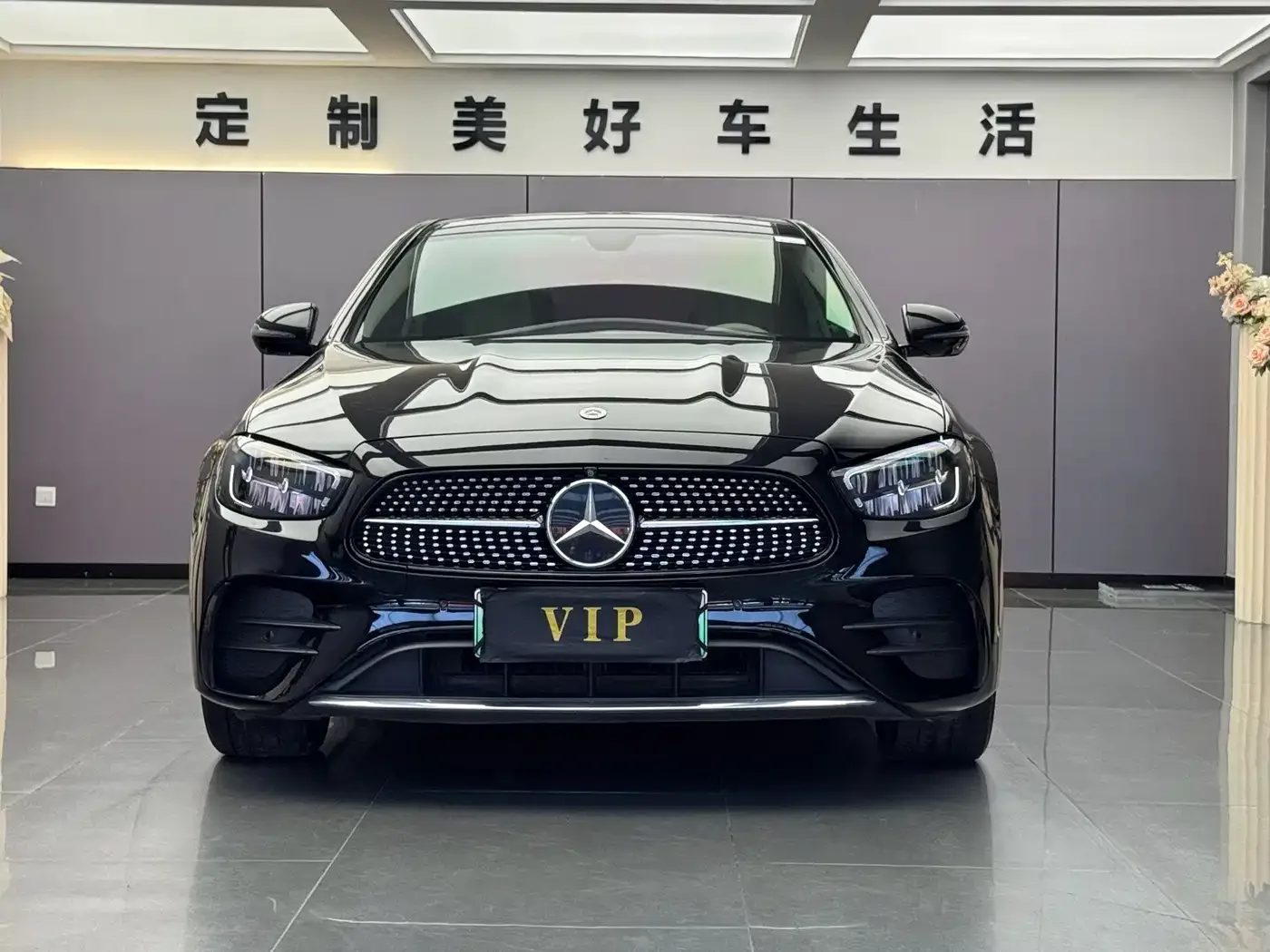 Mercedes-Benz Mercedes-Benz E-Class New Energy 2022 E 350 e L Plug-in Hybrid Sports Sedan — Фото автомобиля 2