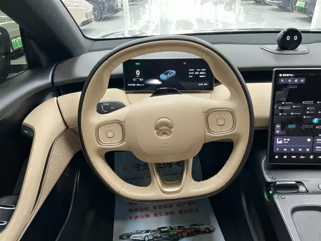 Nio ET5 — Фото автомобиля 12