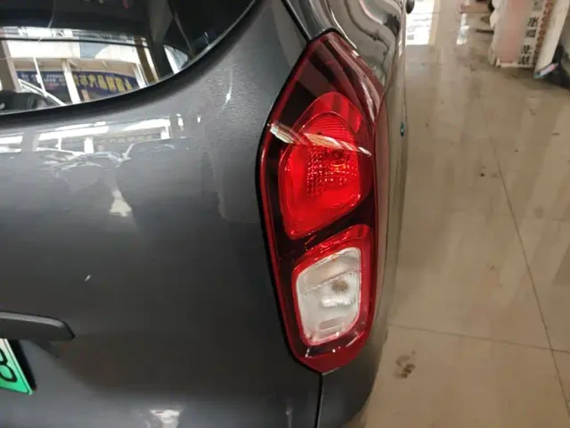 Wuling Hongguang — Фото автомобиля 7