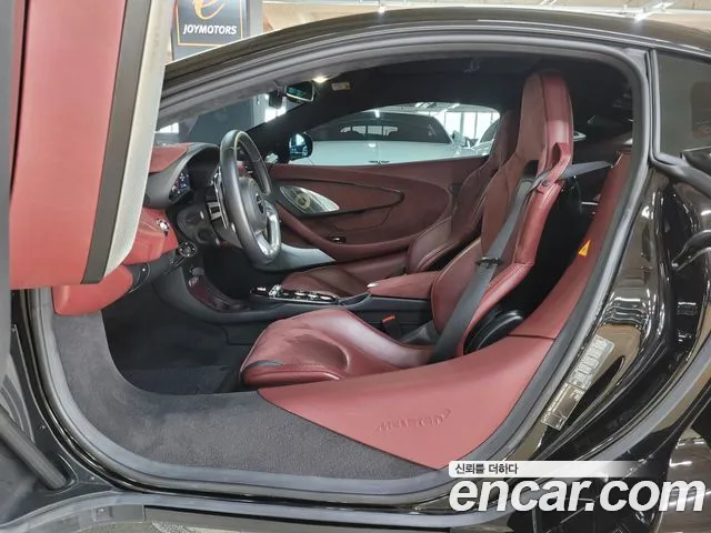 Mclaren GT — Фото автомобиля 10