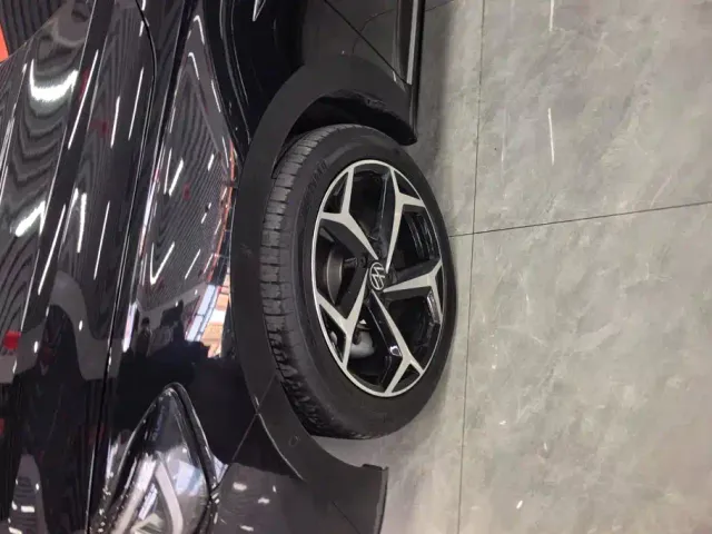 Volkswagen Passat — Фото автомобиля 6