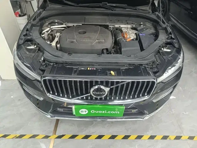 Volvo XC60 — Фото автомобиля 19
