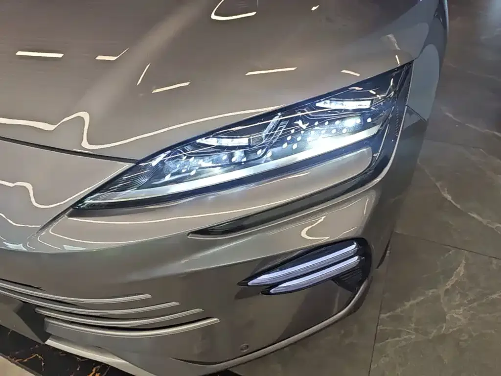 BYD Song PLUS PHEV 2023 Champion Edition DM-i 150KM Flagship PLUS — Фото автомобиля 23