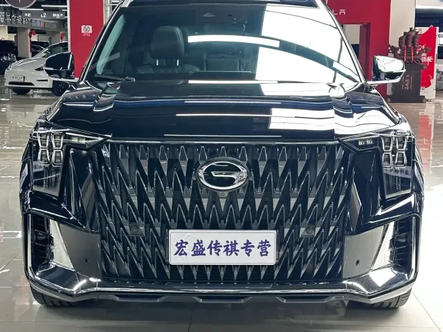GAC Trumpchi GS8 — Фото автомобиля 2