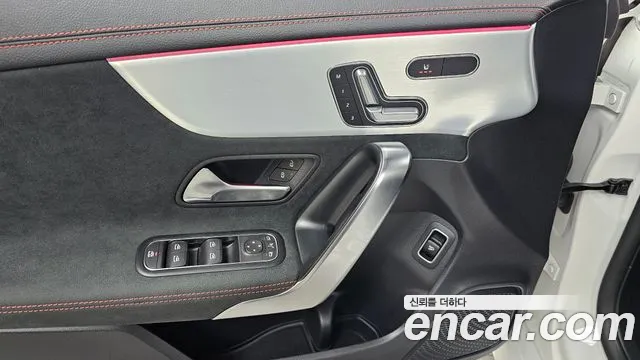 Mercedes-Benz CLA-Class — Фото автомобиля 20