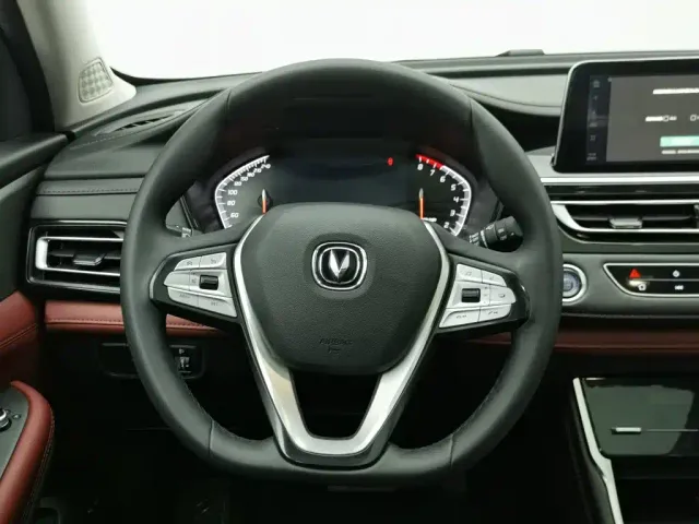 Changan CS75 — Фото автомобиля 11
