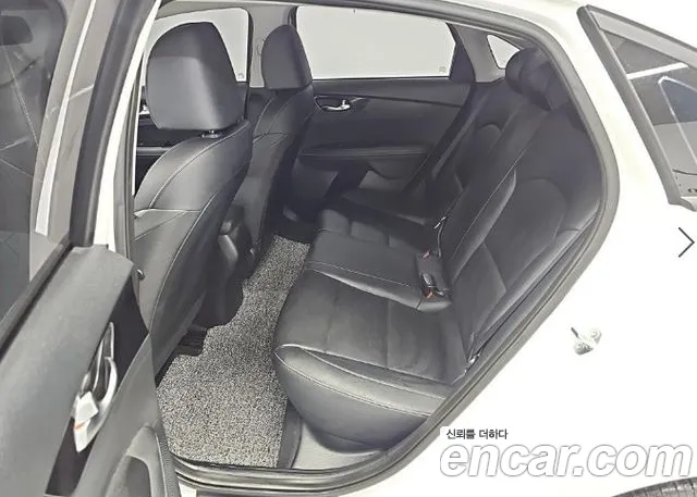Kia K3 Generation 2 — Фото автомобиля 13