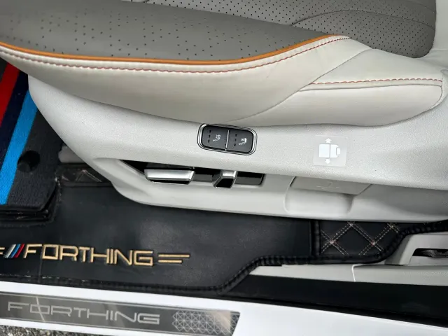 Forthing Yacht — Фото автомобиля 7