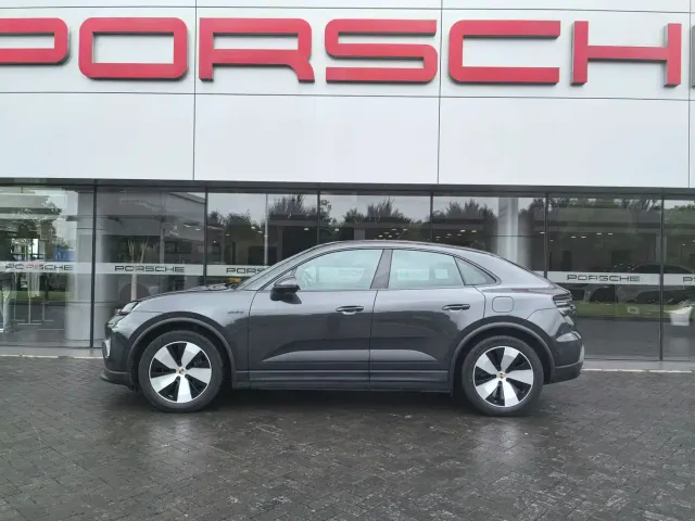 Porsche Macan EV — Фото автомобиля 3