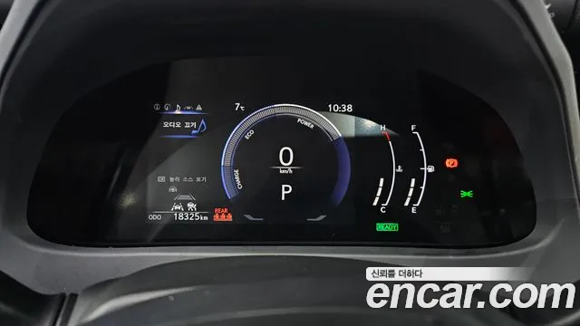 Lexus UX — Фото автомобиля 8