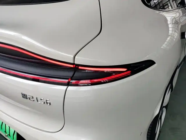 IM Motors LS6 — Фото автомобиля 7