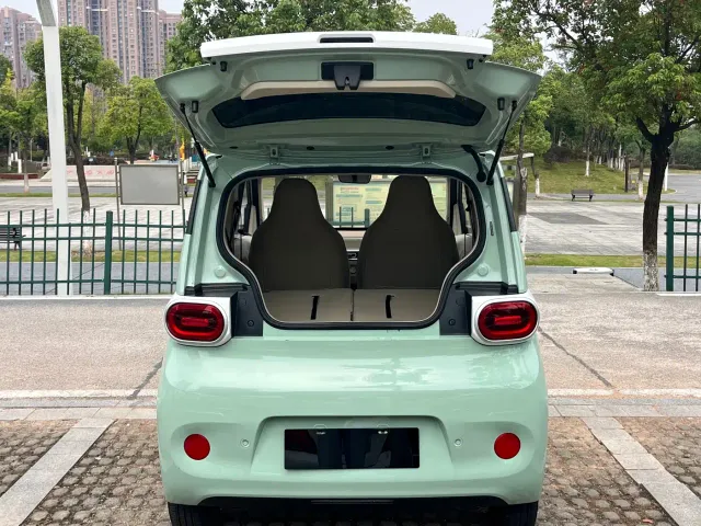 Wuling Hongguang Mini EV — Фото автомобиля 9