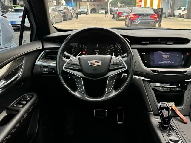 Cadillac XT5 — Фото автомобиля 6