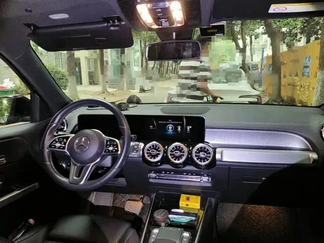 Mercedes-Benz GLB-Class — Фото автомобиля 12