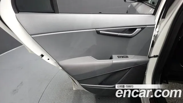 Kia Niro The All New Niro Prestige — Фото автомобиля 25