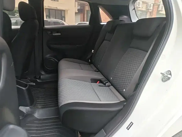 Honda Fit — Фото автомобиля 16