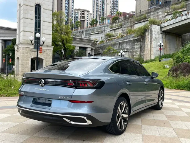 Volkswagen Lamando — Фото автомобиля 9