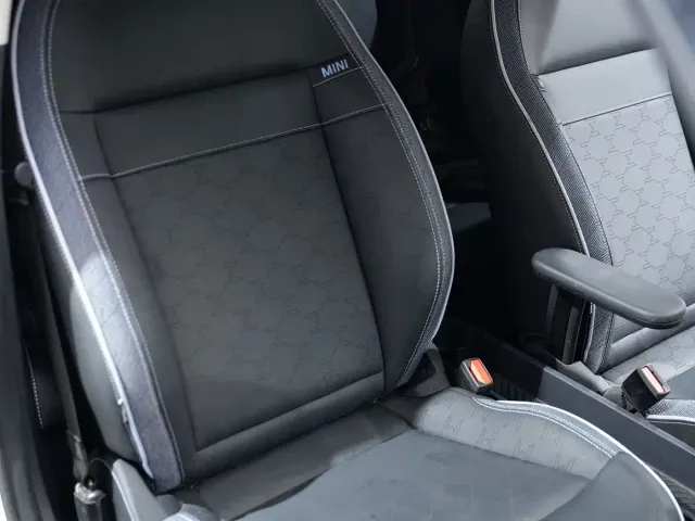 MINI Cooper — Фото автомобиля 17
