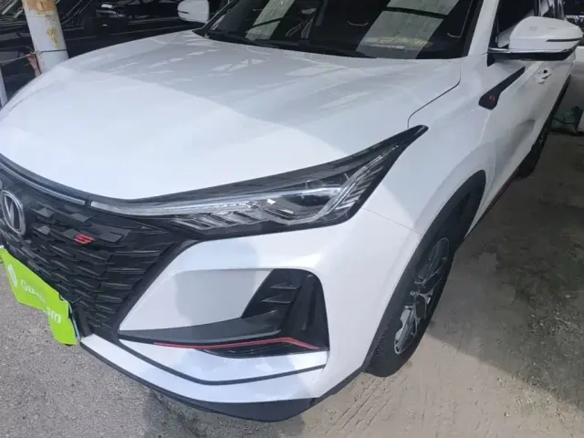 Changan CS75 Plus — Фото автомобиля 17