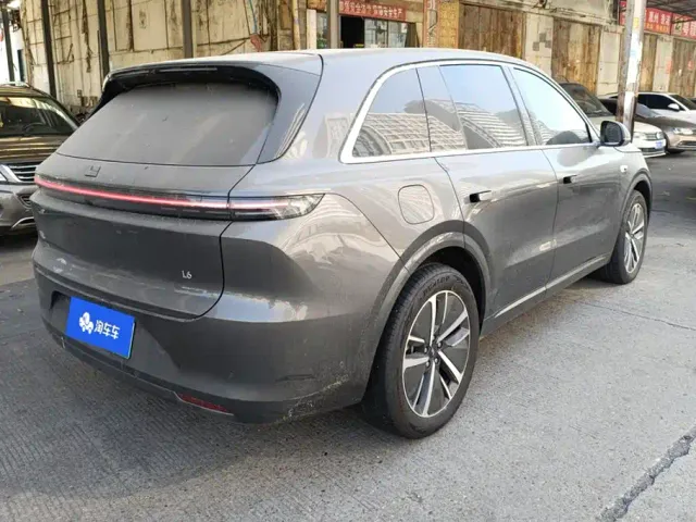 Li Auto L6 — Фото автомобиля 3