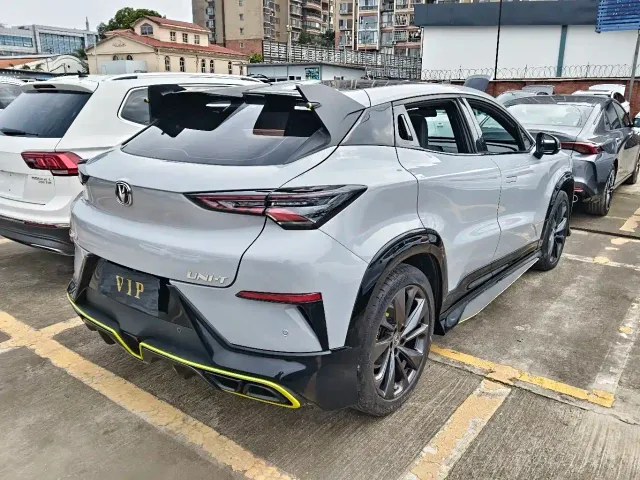 Changan UNI-T — Фото автомобиля 13