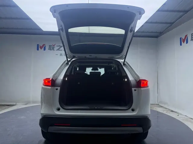 Honda Vezel — Фото автомобиля 8