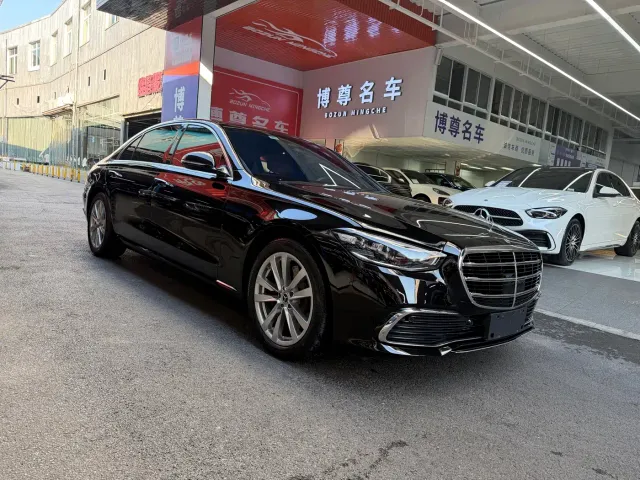 Mercedes-Benz S-Class — Фото автомобиля 3
