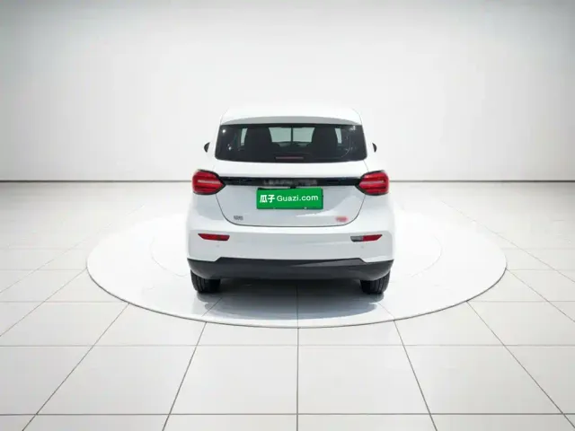 Leapmotor T03 — Фото автомобиля 5