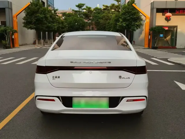 BYD Qin PLUS — Фото автомобиля 3