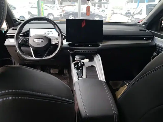 Geely Xingrui — Фото автомобиля 9