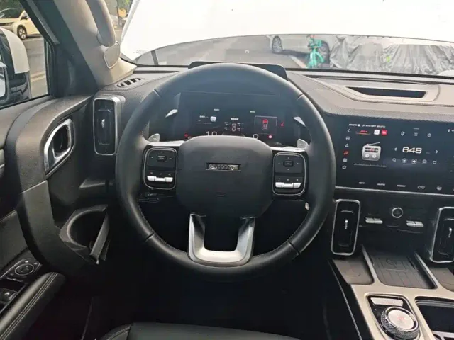Haval Big Dog — Фото автомобиля 10