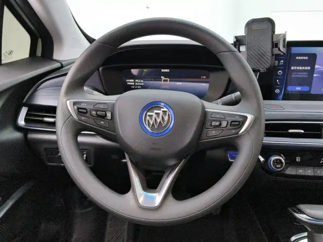 Buick Velite 6 — Фото автомобиля 15