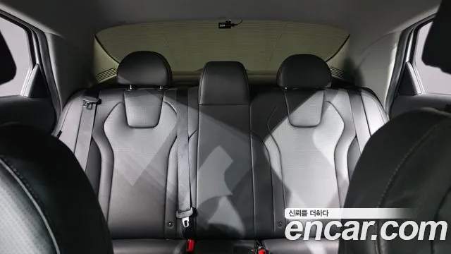 Hyundai Avante — Фото автомобиля 30