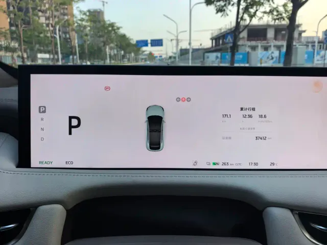 IM Motors LS7 — Фото автомобиля 4