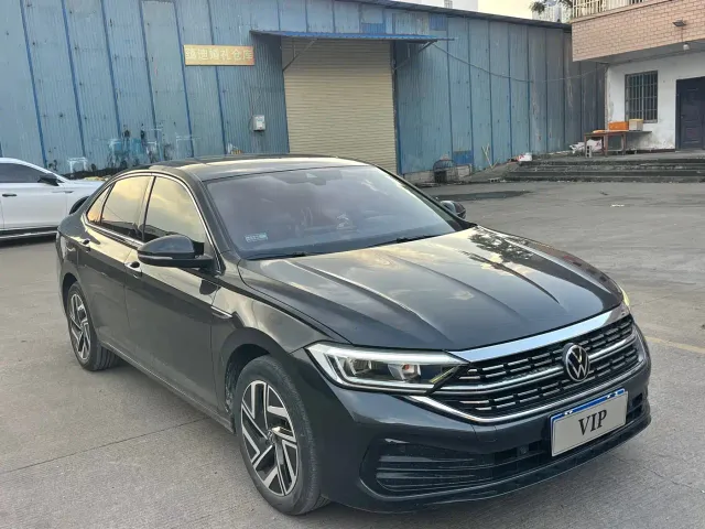 Volkswagen Sagitar — Фото автомобиля 3