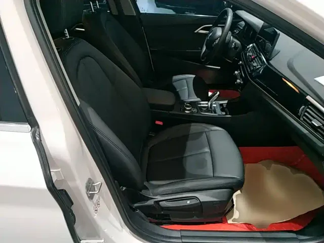 BMW 1 Series — Фото автомобиля 19