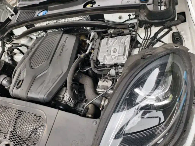 Porsche Macan — Фото автомобиля 21