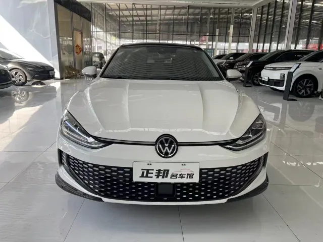 Volkswagen Lamando — Фото автомобиля 2