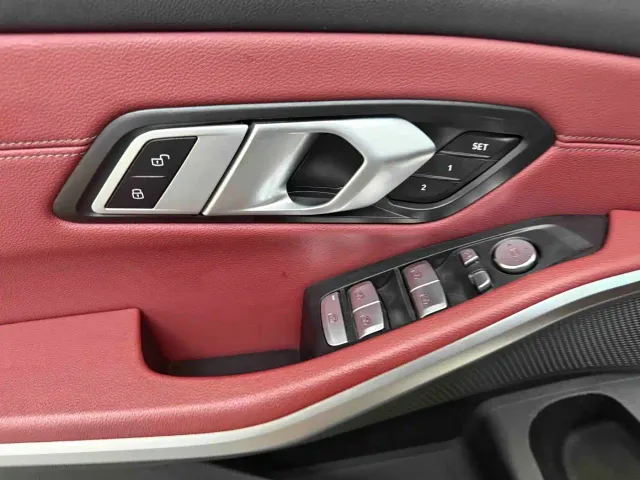 BMW 3 Series — Фото автомобиля 10