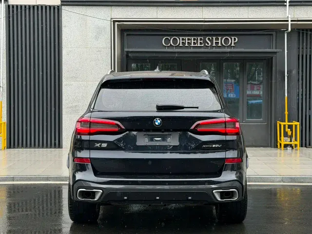 BMW X5 — Фото автомобиля 9