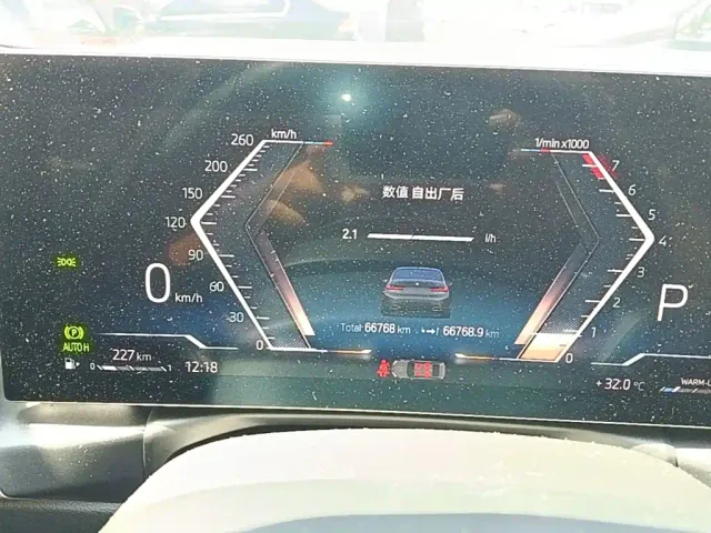 BMW 3 Series — Фото автомобиля 11